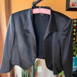 Women’s Blazer Black Size 18W Cropped Blazer